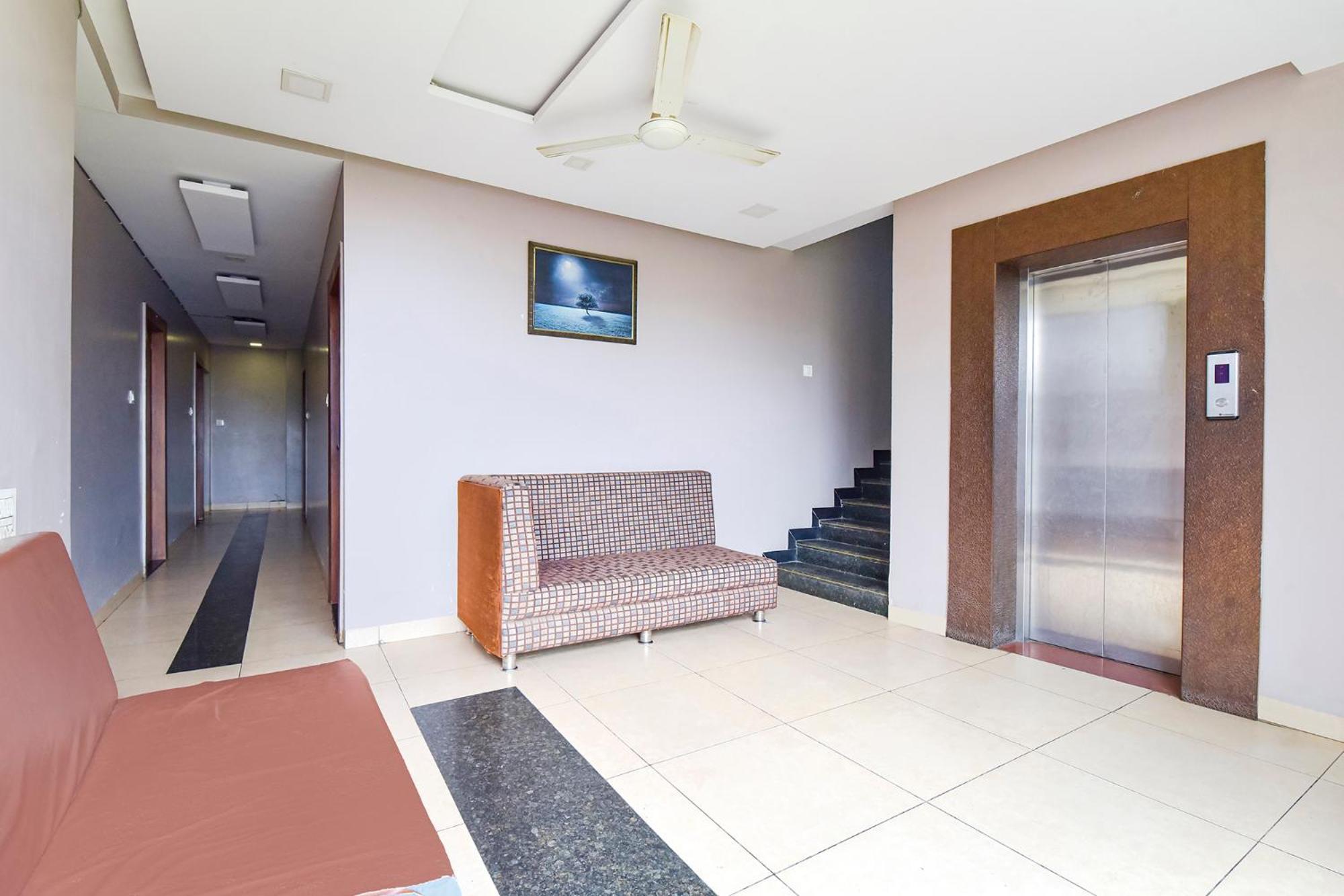Fabhotel Raghumani Palace Ujjain Exterior foto